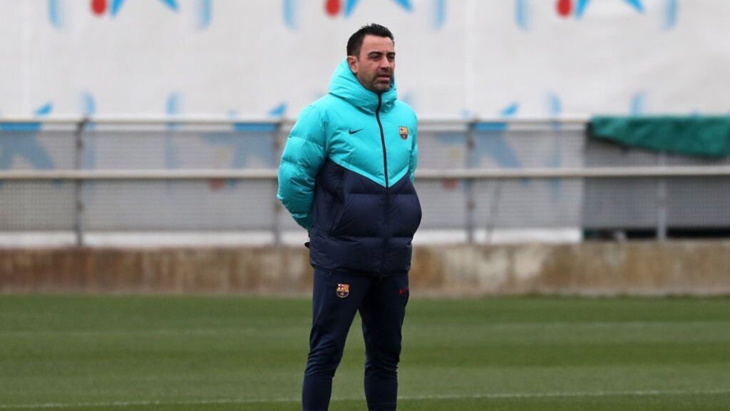 Barcelona head coach Xavi during a training session