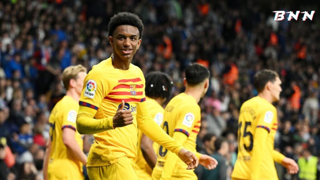 Barcelona players celebrating against Espanyol