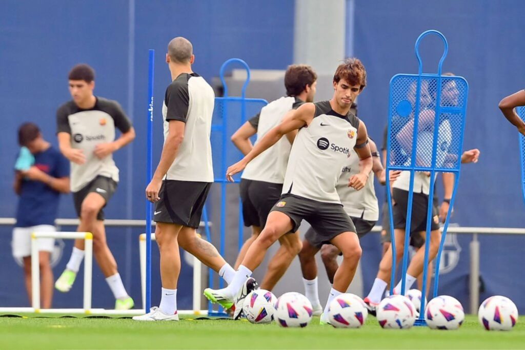 Barcelona players training