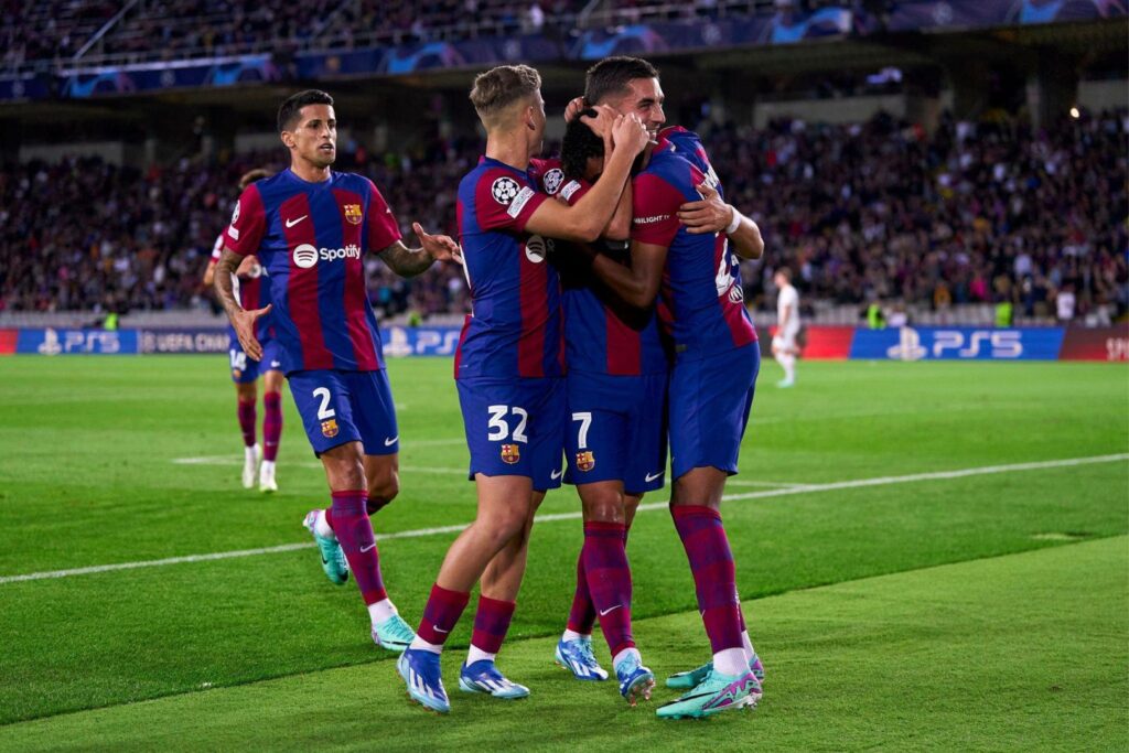 BARCELONA, SPAIN - OCTOBER 25: Players of FC Barcelona celebrating their team's first goal during the Group H - UEFA Champions League match between FC Barcelona and FC Shakhtar Donetsk at Estadi Olimpic Lluis Companys on October 25, 2023 in Barcelona, Spain.