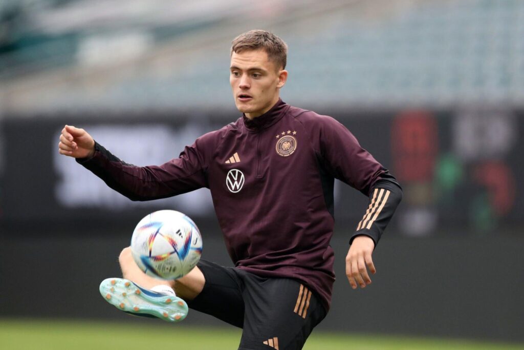 Barcelona target Florian Wirtz of Germany warms up during a training session ahead of the friendly martch against Mexico at Lincoln Financial Field on October 16, 2023 in Philadelphia, Pennsylvania.