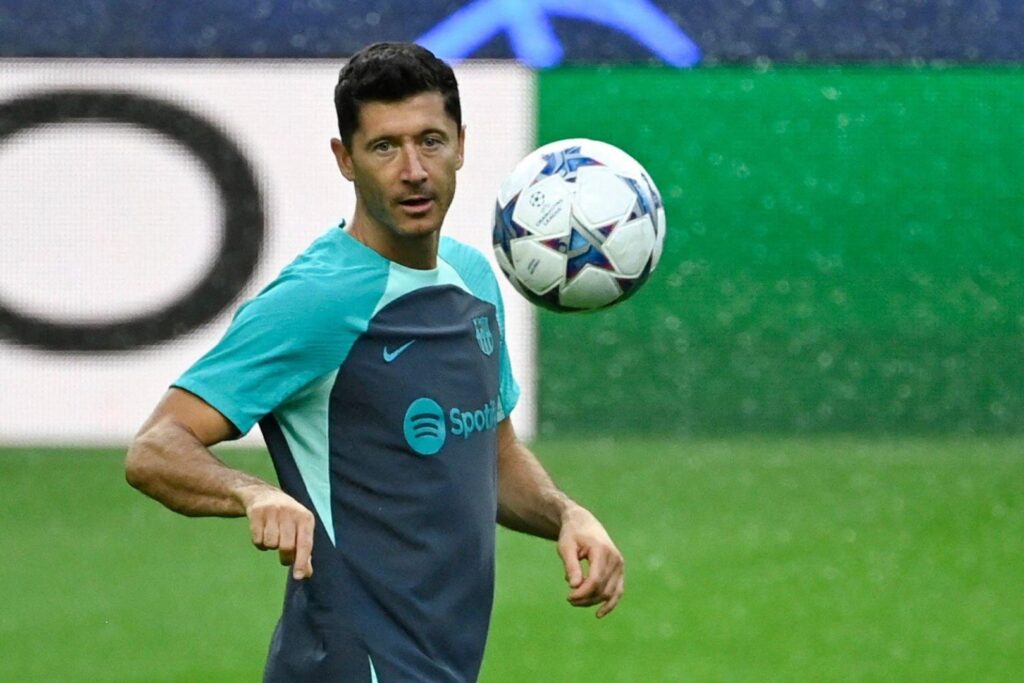 Barcelona forward Robert Lewandowski