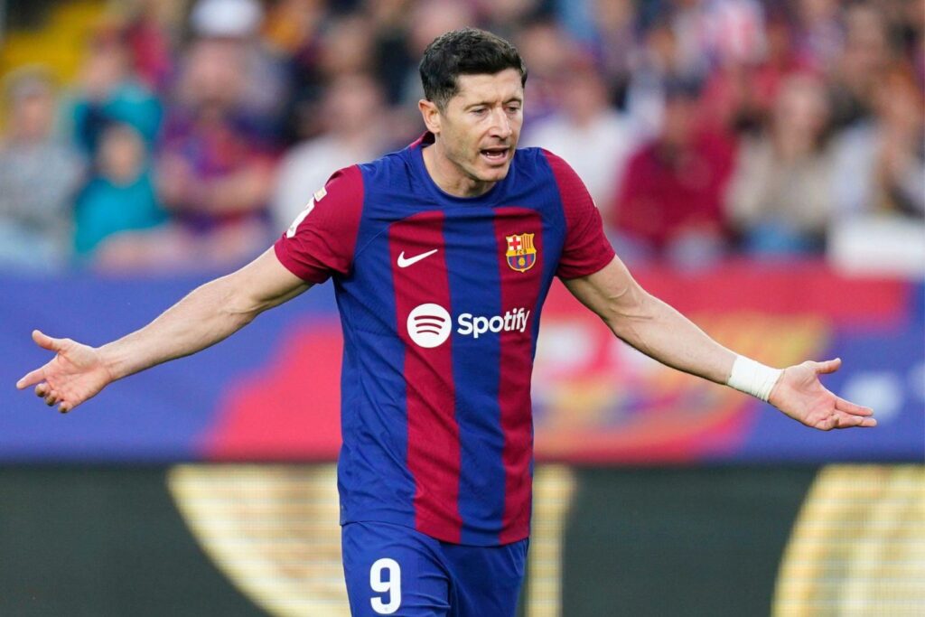 Robert Lewandowski of FC Barcelona during the La Liga EA Sports match between FC Barcelona and Deportivo Alaves played at Lluis Companys Stadium on November 12, 2023 in Barcelona, Spain.