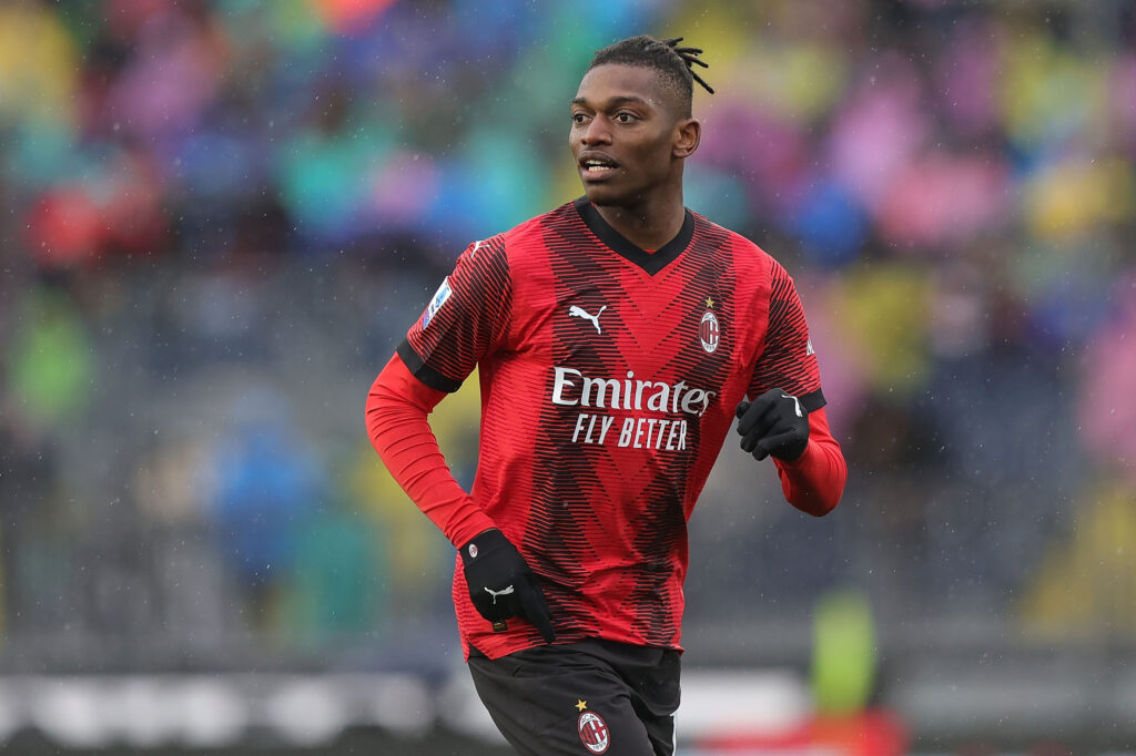 EMPOLI, ITALY - JANUARY 7: Rafael Leao of AC Milan looks on during the Serie A TIM match between Empoli FC and AC Milan at Stadio Carlo Castellani on January 7, 2024 in Empoli, Italy.