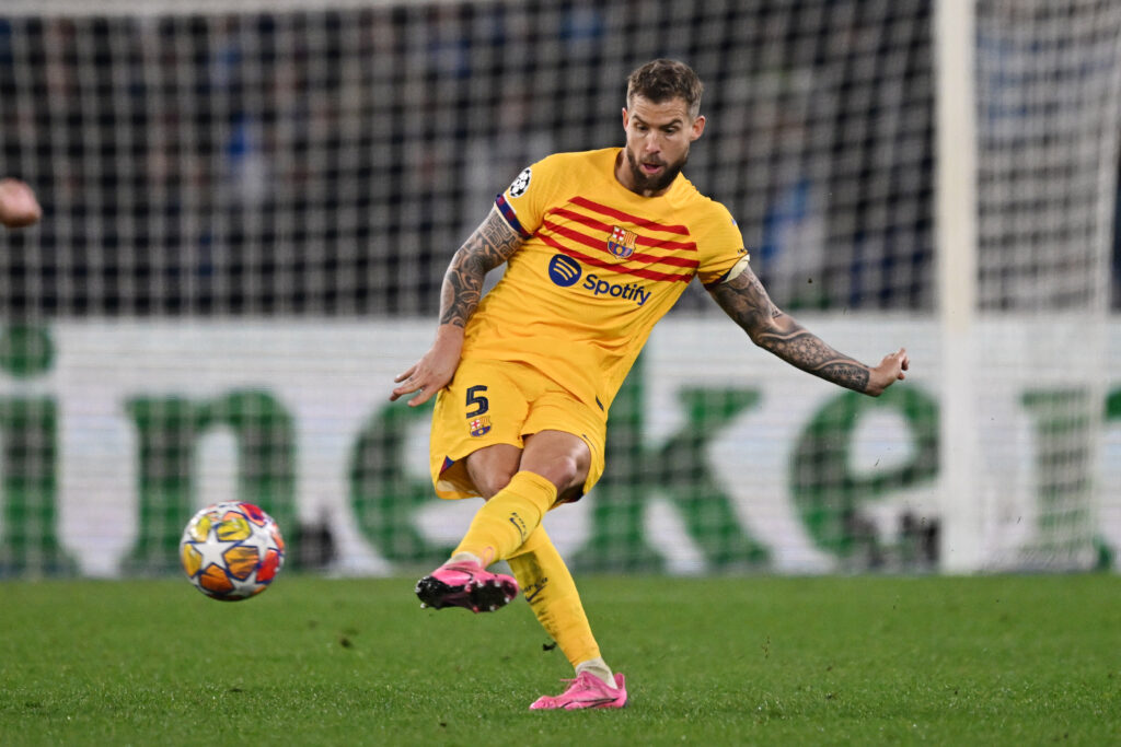 NAPLES, ITALY - FEBRUARY 21: Inigo Martinez of FC Barcellona during the UEFA Champions League 2023/24 round of 16 first leg match between SSC Napoli and FC Barcelona at Stadio Diego Armando Maradona on February 21, 2024 in Naples, Italy.