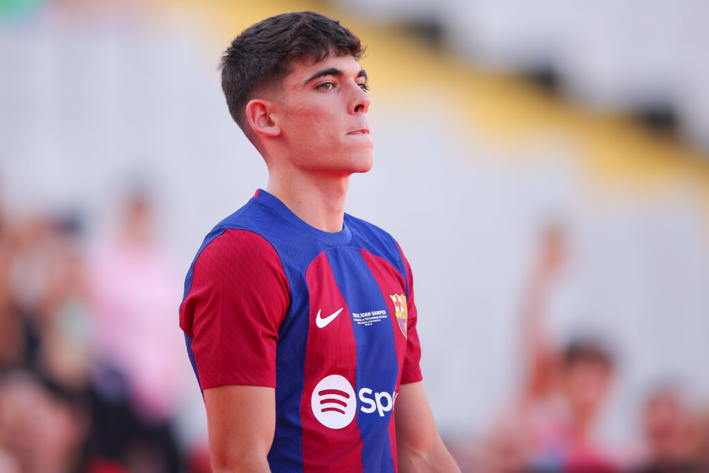 BARCELONA, SPAIN - AUGUST 08: Alex Valle of FC Barcelona waves the supporters during the presentation prior to the Joan Gamper Trophy match between FC Barcelona and Tottenham Hotspur at Estadi Olimpic Lluis Companys on August 08, 2023 in Barcelona, Spain.