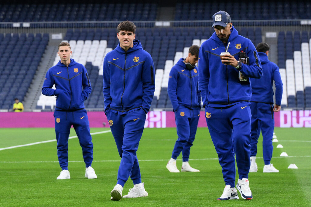 MADRID, SPAIN - APRIL 21: Pau Cubarsi and Ronald Araujo of FC Barcelona inspect the pitch prior to the LaLiga EA Sports match between Real Madrid CF and FC Barcelona at Estadio Santiago Bernabeu on April 21, 2024 in Madrid, Spain.