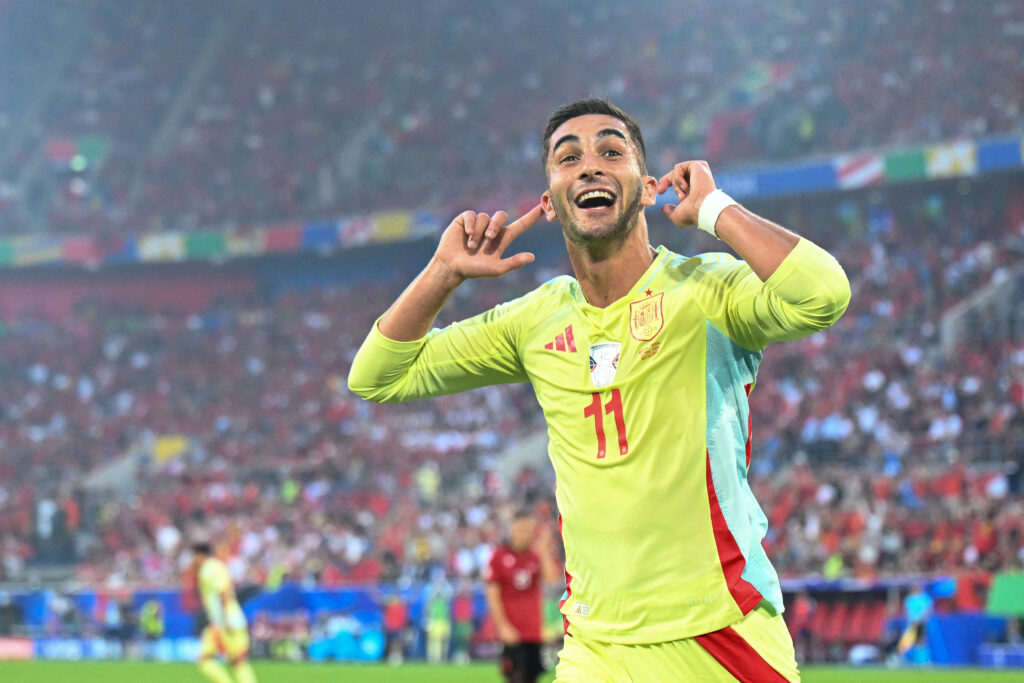 Spain's forward #11 Ferran Torres celebrates scoring his team's first goal during the UEFA Euro 2024 Group B football match between Albania and Spain at the Duesseldorf Arena in Duesseldorf on June 24, 2024.