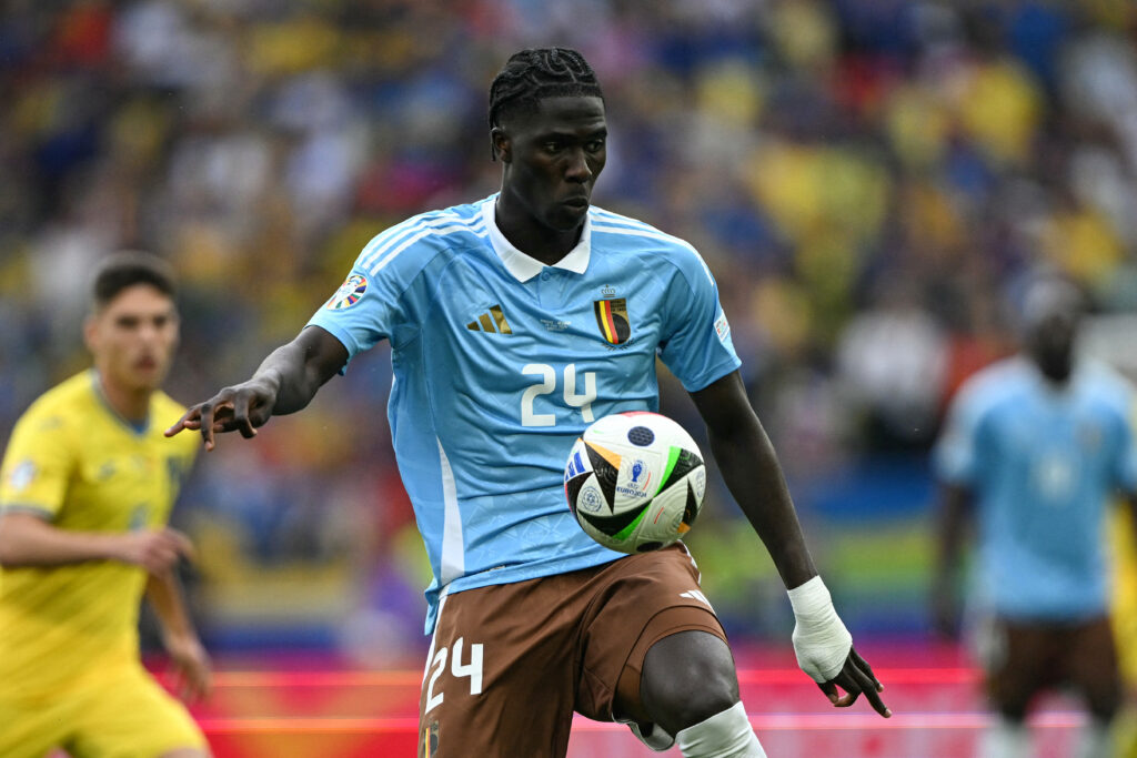 Belgium's midfielder #24 Amadou Onana controls the ball during the UEFA Euro 2024 Group E football match between Ukraine and Belgium at the Stuttgart Arena in Stuttgart on June 26, 2024.