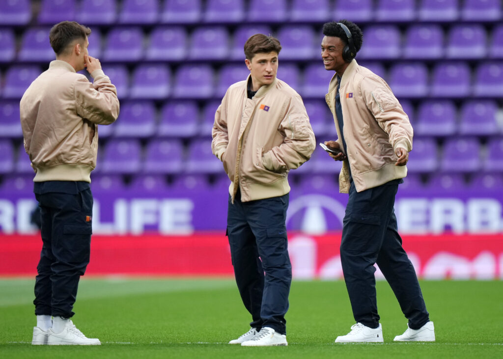 VALLADOLID, SPAIN - MAY 23: Pablo Torre (C) and Alejandro Balde of FC Barcelona (R) inspect the pitch prior to the LaLiga Santander match between Real Valladolid CF and FC Barcelona at Estadio Municipal Jose Zorrilla on May 23, 2023 in Valladolid, Spain.