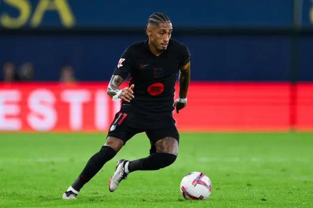 VILLARREAL, SPAIN - SEPTEMBER 22: Raphinha of FC Barcelona runs with the ball during the LaLiga match between Villarreal CF and FC Barcelona at Estadio de la Ceramica on September 22, 2024 in Villarreal, Spain.