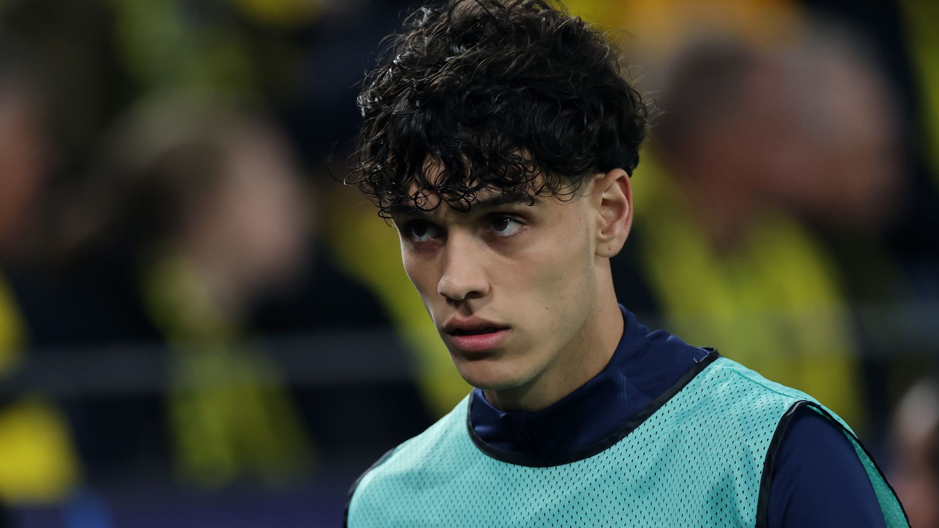 Hector Fort of FC Barcelona warms up during the UEFA Champions League 2024/25 Quarter Final Second Leg match between Borussia Dortmund and FC Barcelona at BVB Stadion Dortmund on April 15, 2025 in Dortmund, Germany.