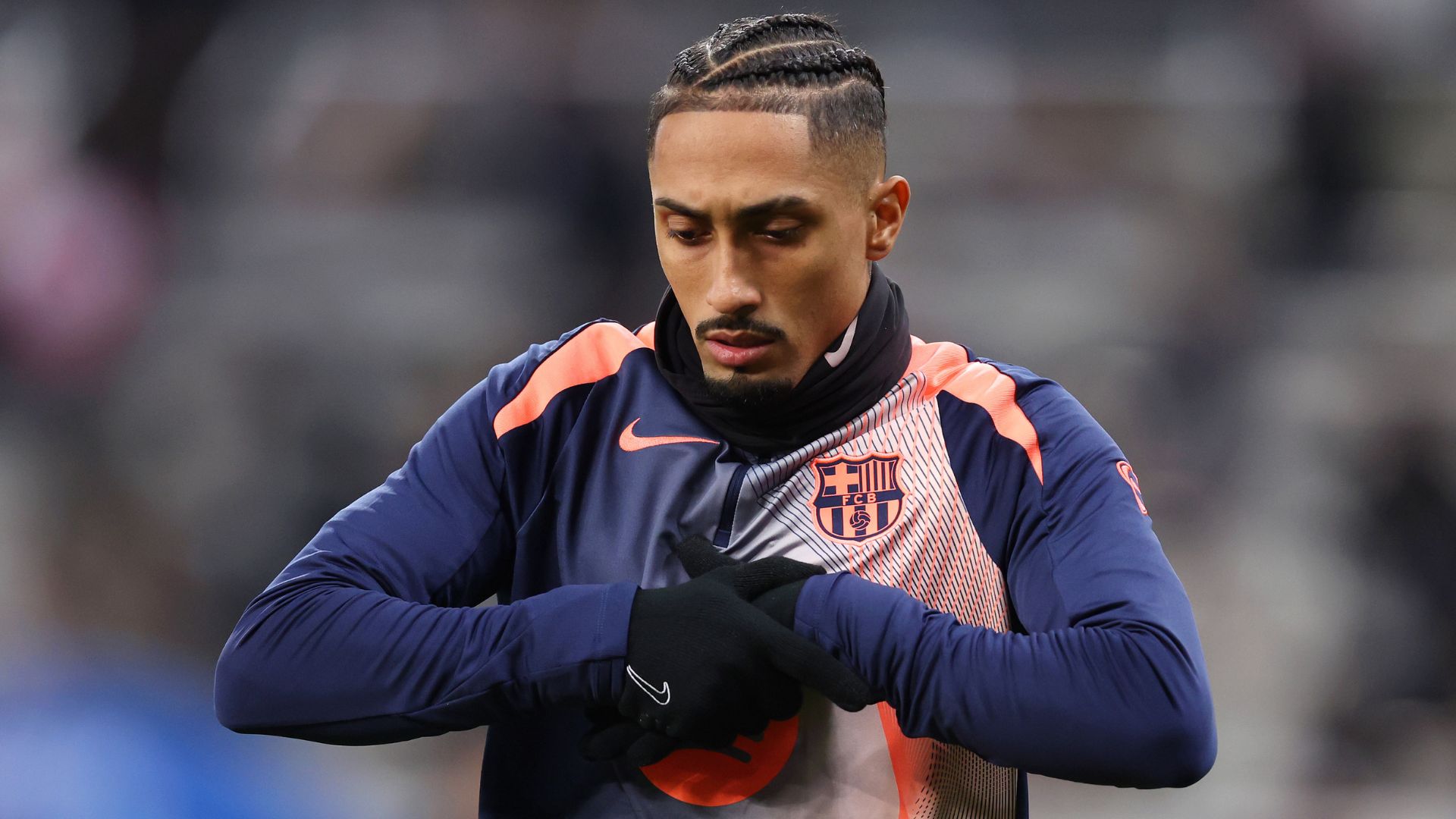 Raphinha of FC Barcelona warms up prior to the UEFA Champions League 2025/26 Round of 16 First Leg match between Newcastle United FC and FC Barcelona at St James' Park on March 10, 2026 in Newcastle upon Tyne, England.