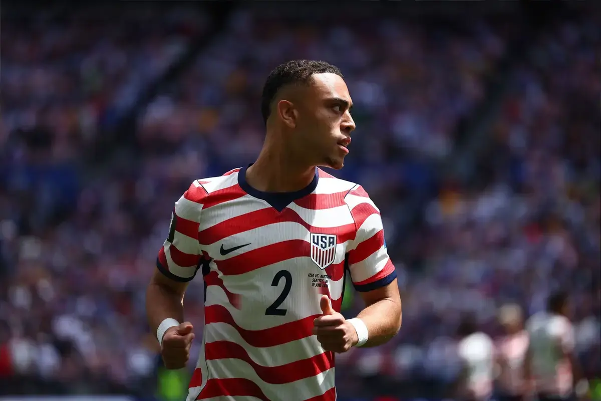 June 19, 2026, Seattle, United States of America: SEATTLE, WASHINGTON - JUNE 19: Sergino Dest #2 of the United States looks on during the FIFA World Cup 2026 Group D match between USA and Australia at Seattle Stadium on June 19, 2026 in Seattle, Washington.