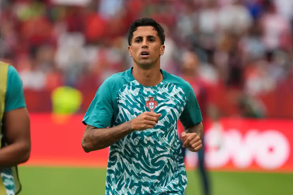 July 2, 2026, Toronto, Ciudad de Mexico, Canada: Joao Cancelo #20 of Portugal warming up during the FIFA World Cup 2026 Round Of 32 match between Portugal and Croatia at Toronto Stadium. on July 2, 2026 in Toronto, Canada.